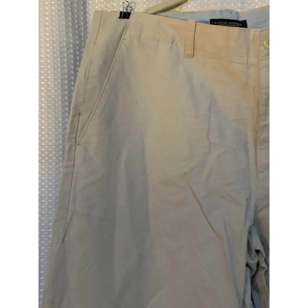Banana Republic Relaxed Fit Flat Front Dressy‎ Tan Khaki Pants 35x30